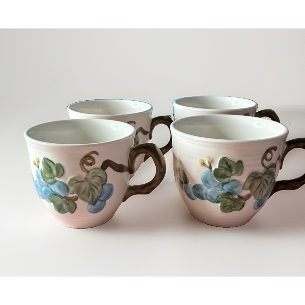 Metlox Poppytrail Vernon Coffee Tea Cup Sculptured Grape Blue Set of 4